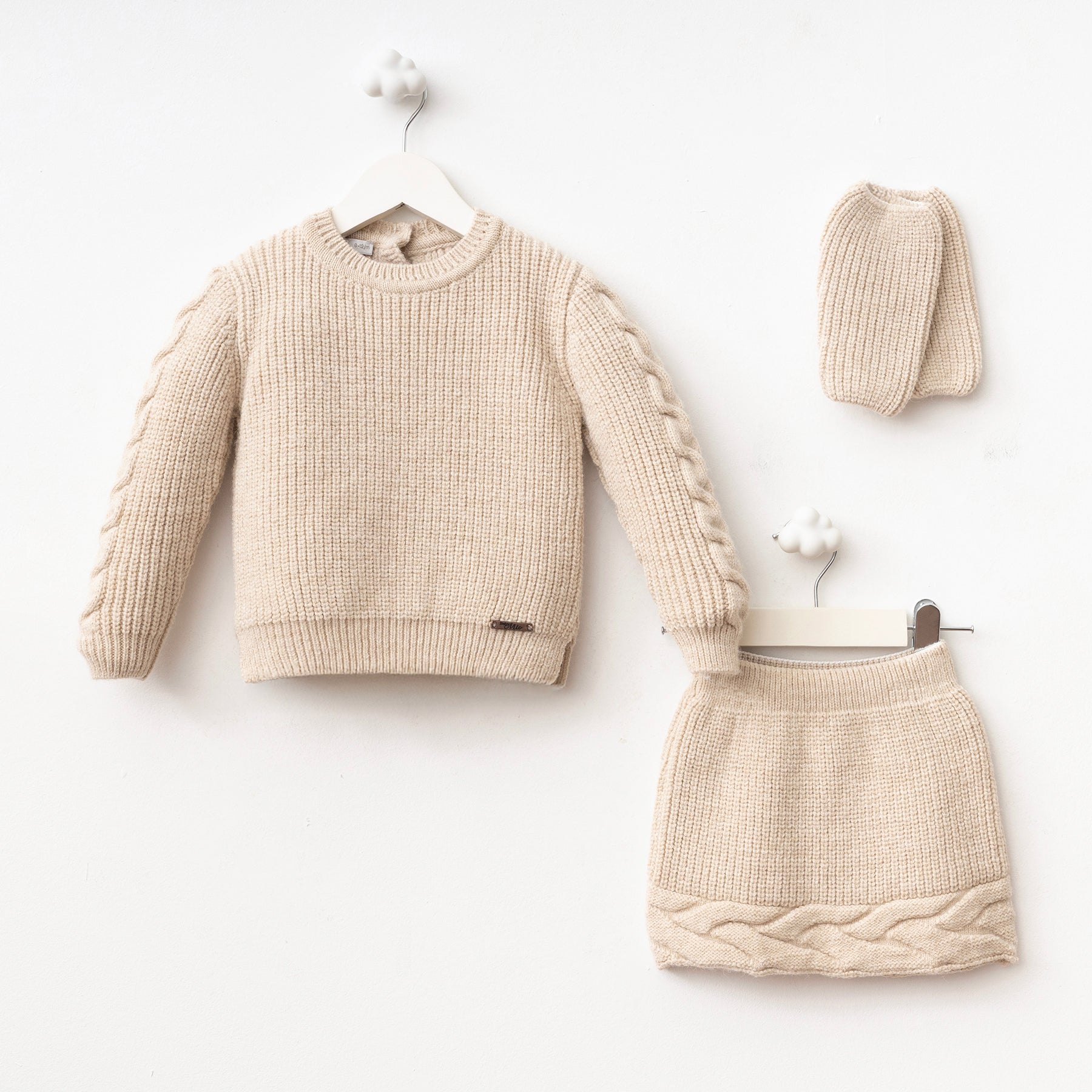 BEIGE KNIT set