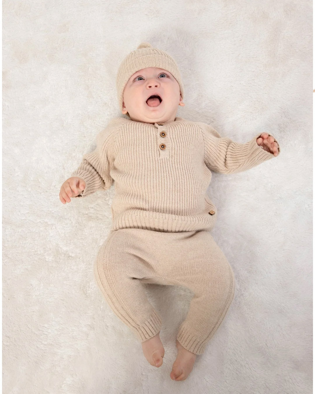 TINY BROWN set