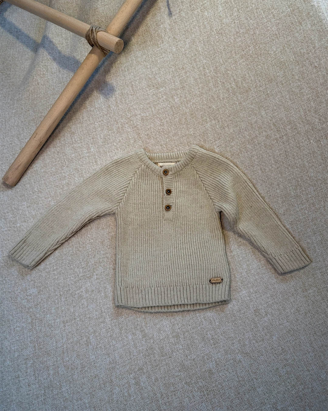 TINY BROWN set